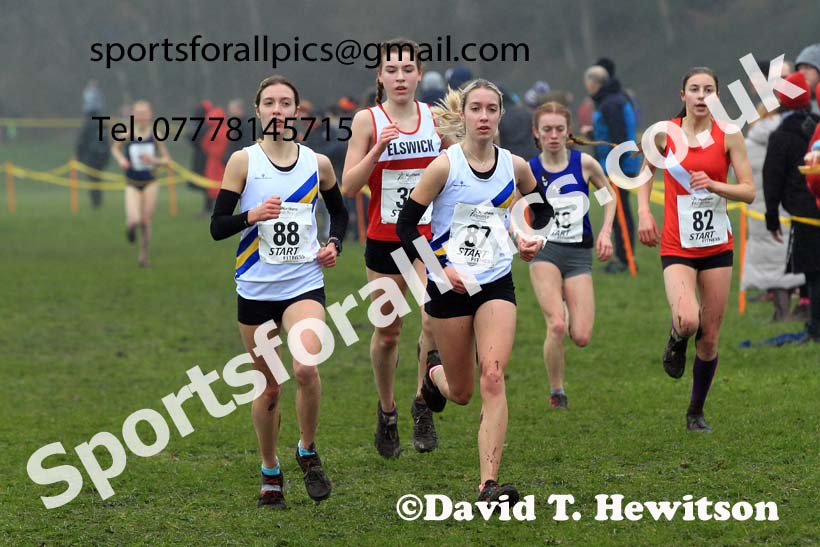 Womens Under-17s 2023 Northern Cross Country Champs., Witton Park, Blackburn. Photo: David T. Hewitson/Sports for All Pics
